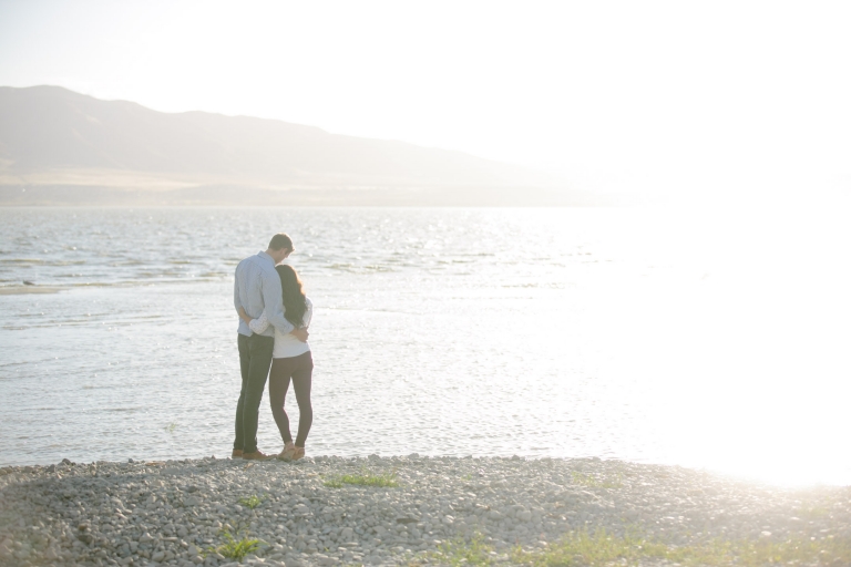 EK-Studios-Utah-Wedding-Photographers-lake-Utah-Engagement-photography026-Blog(pp_w768_h512)