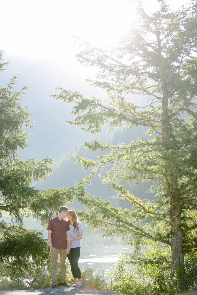 EK-Studios-Utah-Wedding-Photographers-Mountian-lake-engagements011-Blog(pp_w768_h1152)