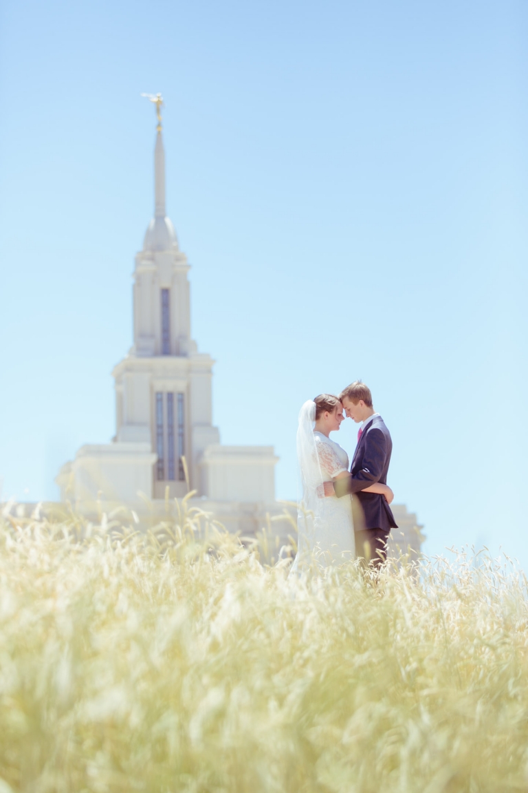 EK-Studios-Utah-Wedding-Photographers-Payson-Temple-Wedding010-Blog(pp_w768_h1152)