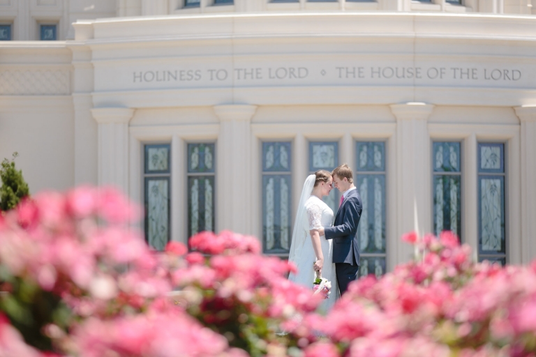 EK-Studios-Utah-Wedding-Photographers-Payson-Temple-Wedding018-Blog(pp_w768_h512)