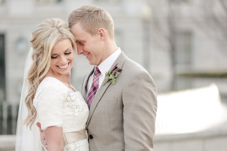 EK-Studios-Utah-Wedding-Photographers-Capitol-building-SLC-Temple-bridals-christmas-lights017-Blog(pp_w768_h511)