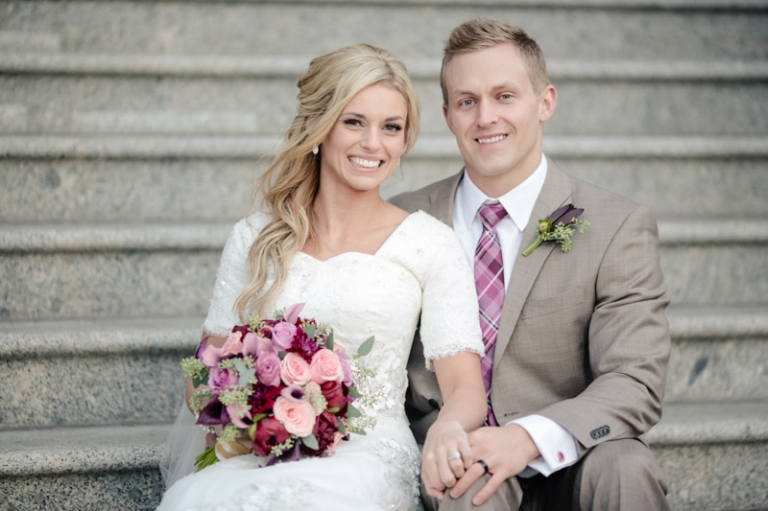 EK-Studios-Utah-Wedding-Photographers-Capitol-building-SLC-Temple-bridals-christmas-lights023-Blog(pp_w768_h511)