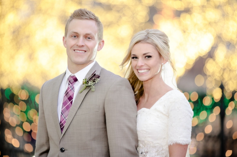 EK-Studios-Utah-Wedding-Photographers-Capitol-building-SLC-Temple-bridals-christmas-lights029-Blog(pp_w768_h511)