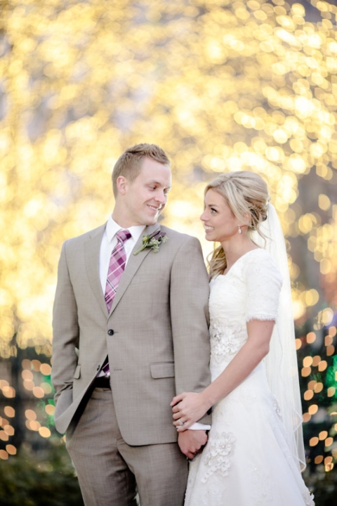 EK-Studios-Utah-Wedding-Photographers-Capitol-building-SLC-Temple-bridals-christmas-lights030-Blog(pp_w480_h720)