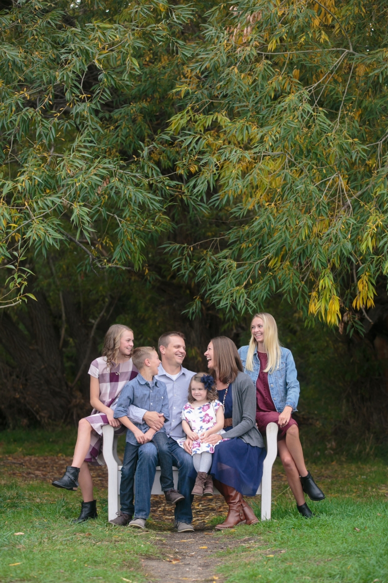 EK-Studios-Utah-Wedding-Photographers-Fall-Family-Photos-outfit-ideas009-Blog(pp_w768_h1152)