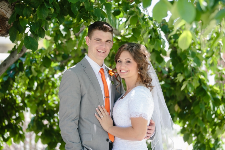 EK-Studios-Utah-Wedding-Photographers-Mount-Timpanogos-temple-wedding-castle-park-reception014-Blog(pp_w768_h512)