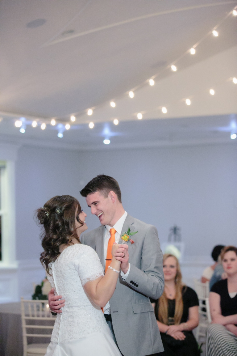 EK-Studios-Utah-Wedding-Photographers-Mount-Timpanogos-temple-wedding-castle-park-reception049-Blog(pp_w768_h1152)