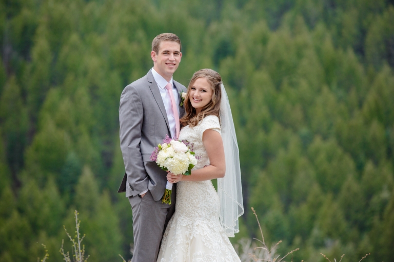 EK-Studios-Utah-Wedding-Photographers-Mountain-bridals-utah001-Blog(pp_w768_h512)