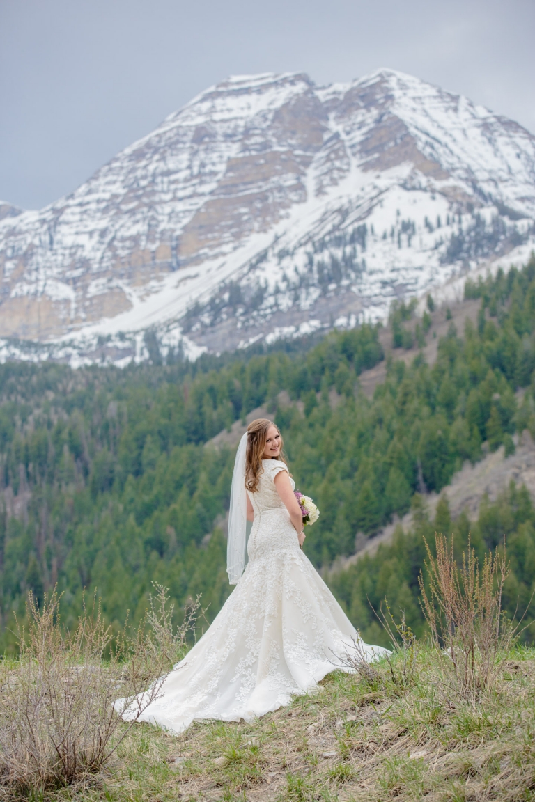 EK-Studios-Utah-Wedding-Photographers-Mountain-bridals-utah005-Blog(pp_w768_h1152)