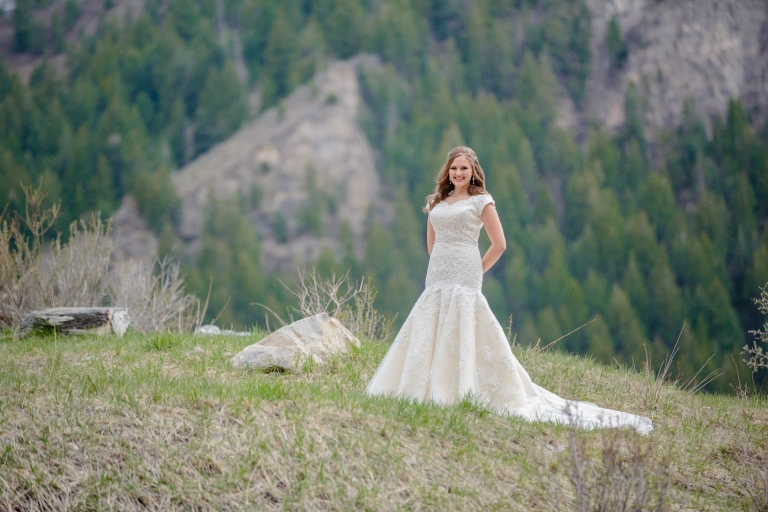 EK-Studios-Utah-Wedding-Photographers-Mountain-bridals-utah014-Blog(pp_w768_h512)