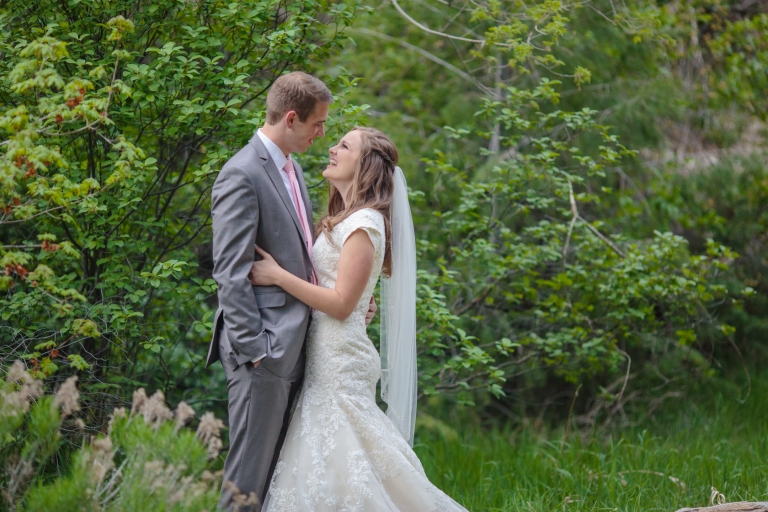 EK-Studios-Utah-Wedding-Photographers-Mountain-bridals-utah015-Blog(pp_w768_h512)