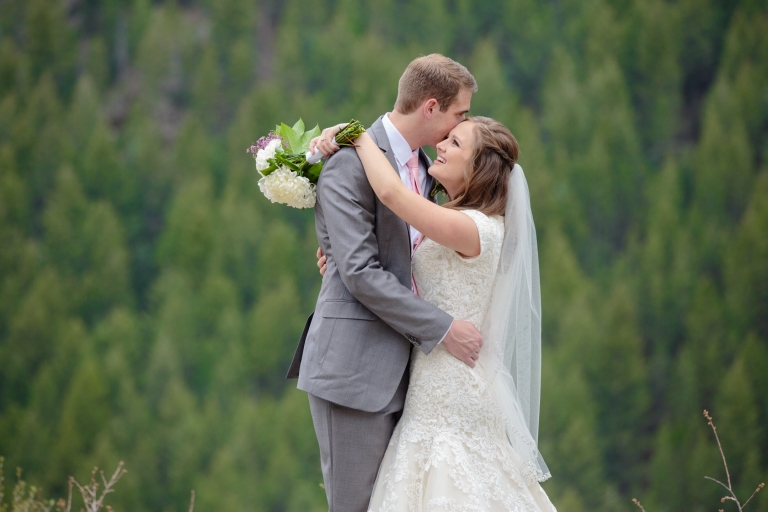 EK-Studios-Utah-Wedding-Photographers-Mountain-bridals-utah019-Blog(pp_w768_h512)