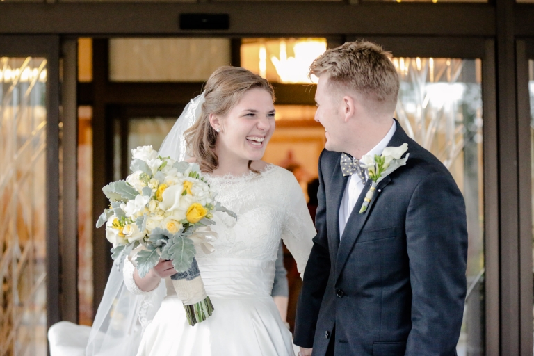 EK-Studios-Utah-Wedding-Photographers-Seattle-Temple-wedding-lds008-Blog(pp_w768_h512)