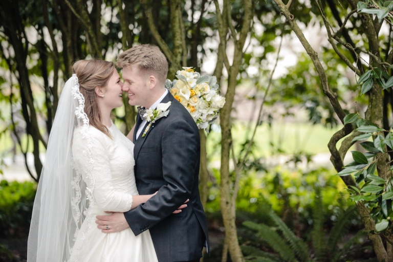 EK-Studios-Utah-Wedding-Photographers-Seattle-Temple-wedding-lds016-Blog(pp_w768_h512)