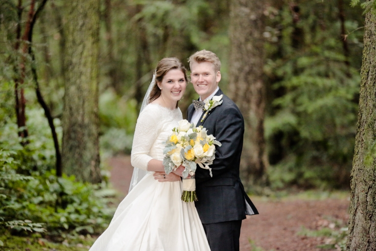 EK-Studios-Utah-Wedding-Photographers-Seattle-Temple-wedding-lds037-Blog(pp_w768_h512)