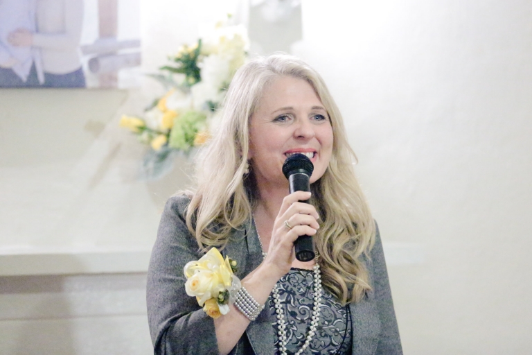 EK-Studios-Utah-Wedding-Photographers-Seattle-Temple-wedding-lds052-Blog(pp_w768_h512)