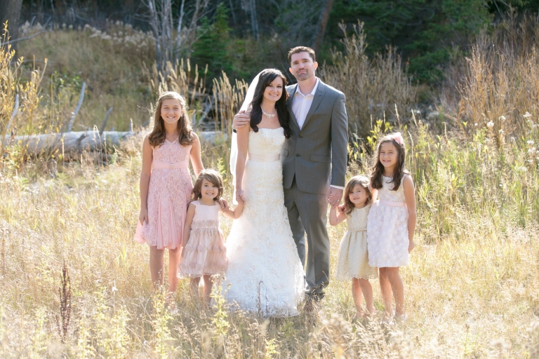 EK-Studios-Utah-Wedding-Photographers-Small-wedding-in-the-mountians-Utah009-Blog(pp_w768_h512)