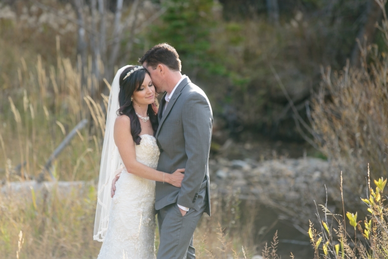EK-Studios-Utah-Wedding-Photographers-Small-wedding-in-the-mountians-Utah018-Blog(pp_w768_h512)