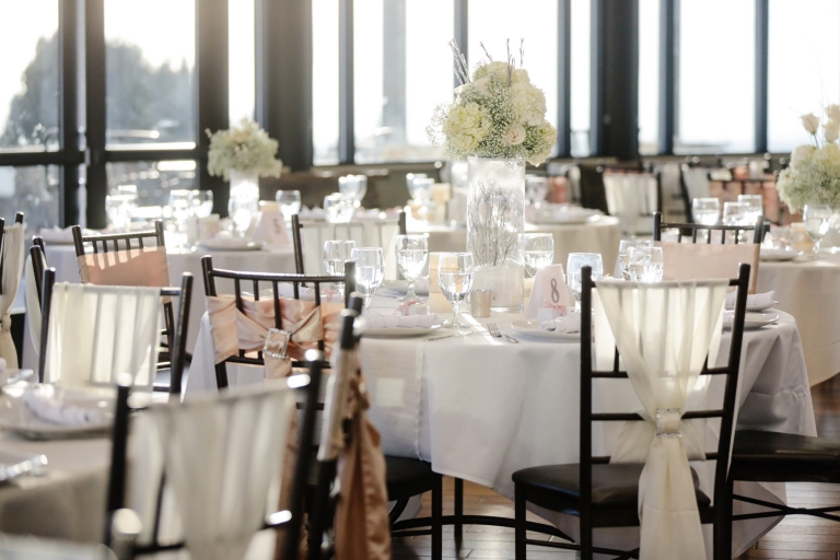 EK-Studios-Utah-Wedding-Photographers-Wedding-Cedar-hills-golf-course-vista-room-reception008-Blog(pp_w768_h512)
