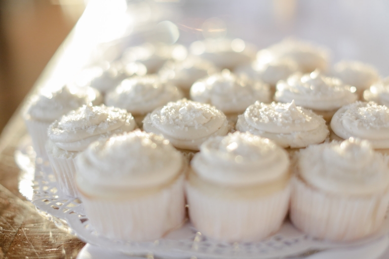EK-Studios-Utah-Wedding-Photographers-Wedding-Cedar-hills-golf-course-vista-room-reception010-Blog(pp_w768_h512)