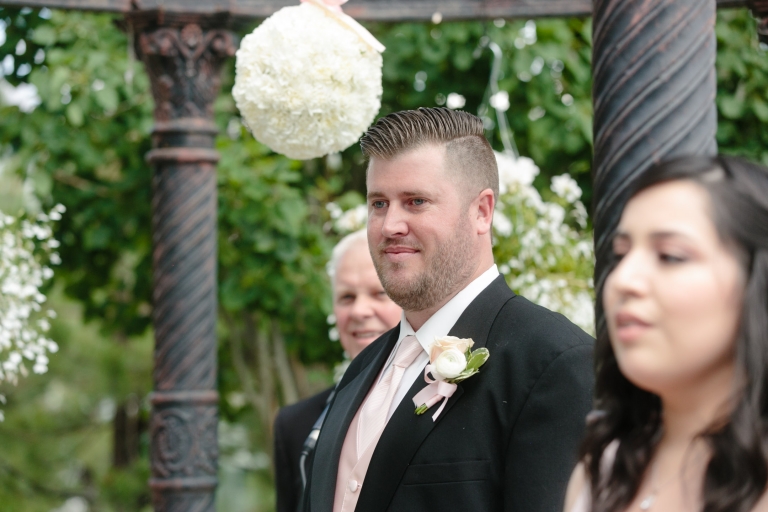 EK-Studios-Utah-Wedding-Photographers-Sleepyridge-golf-course-wedding-reception012-Blog(pp_w768_h512)