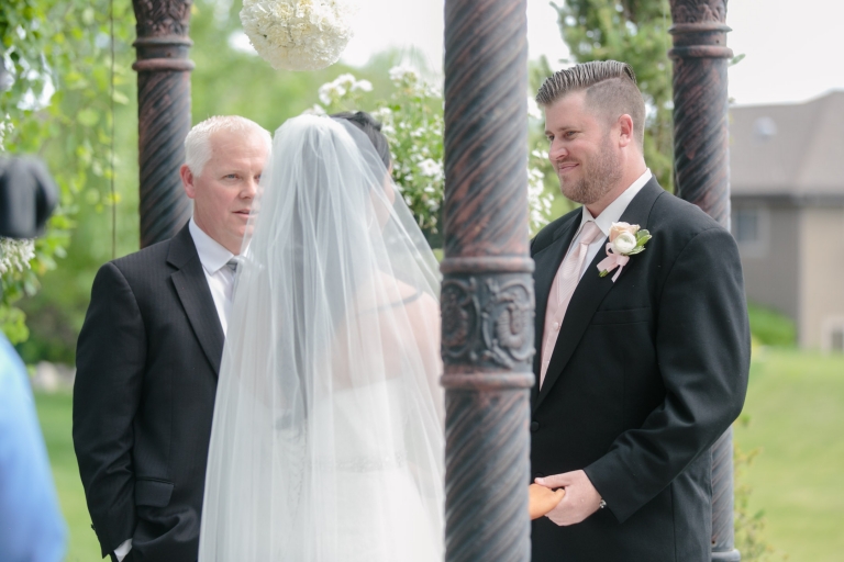 EK-Studios-Utah-Wedding-Photographers-Sleepyridge-golf-course-wedding-reception016-Blog(pp_w768_h512)