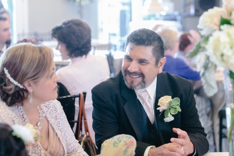 EK-Studios-Utah-Wedding-Photographers-Sleepyridge-golf-course-wedding-reception039-Blog(pp_w768_h512)