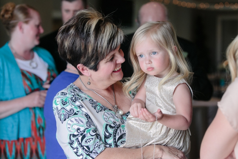 EK-Studios-Utah-Wedding-Photographers-Sleepyridge-golf-course-wedding-reception040-Blog(pp_w768_h512)