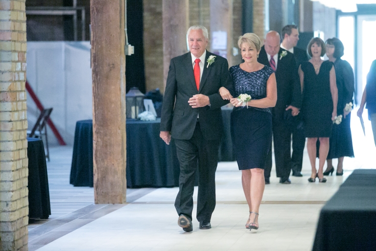 EK-Studios-Utah-Wedding-Photographers-Wedding-2015-09-05-Tamara-Adam011-Blog(pp_w768_h512)