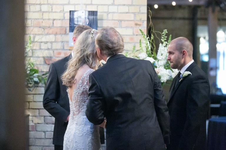 EK-Studios-Utah-Wedding-Photographers-Wedding-2015-09-05-Tamara-Adam014-Blog(pp_w768_h512)