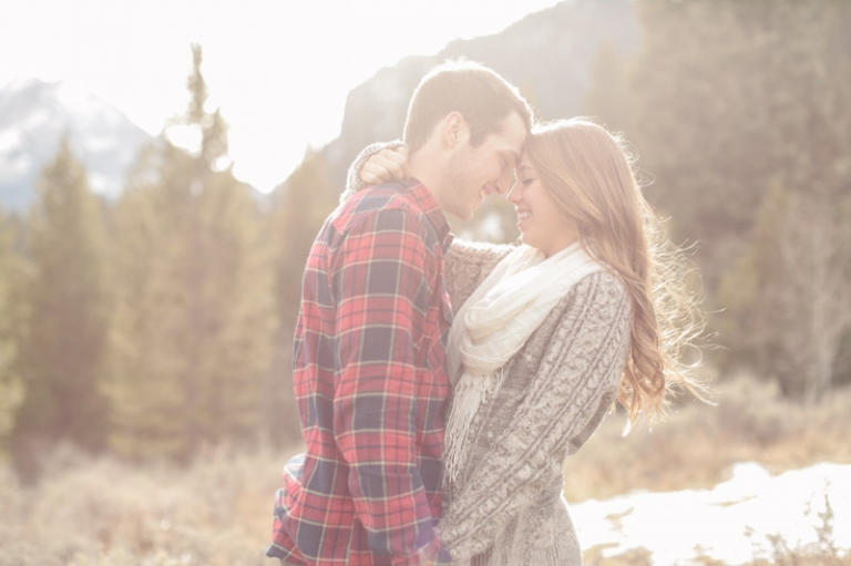 EK-Studios-Utah-Wedding-Photographers-Engagements-in-the-mountain-pines012-Blog(pp_w768_h511)