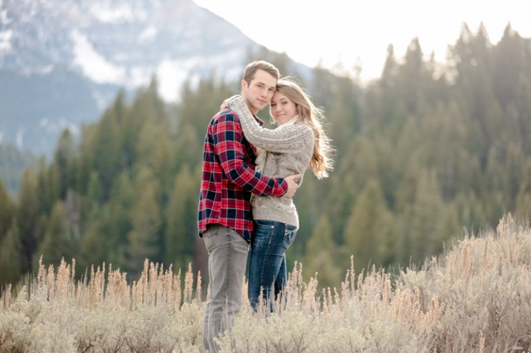 EK-Studios-Utah-Wedding-Photographers-Engagements-in-the-mountain-pines013-Blog(pp_w768_h511)