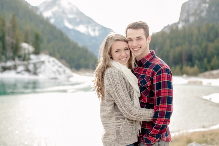 EK-Studios-Utah-Wedding-Photographers-Engagements-in-the-mountain-pines019-Blog(pp_w768_h511)