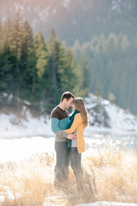 EK-Studios-Utah-Wedding-Photographers-Engagements-in-the-mountain-pines031-Blog(pp_w480_h720)