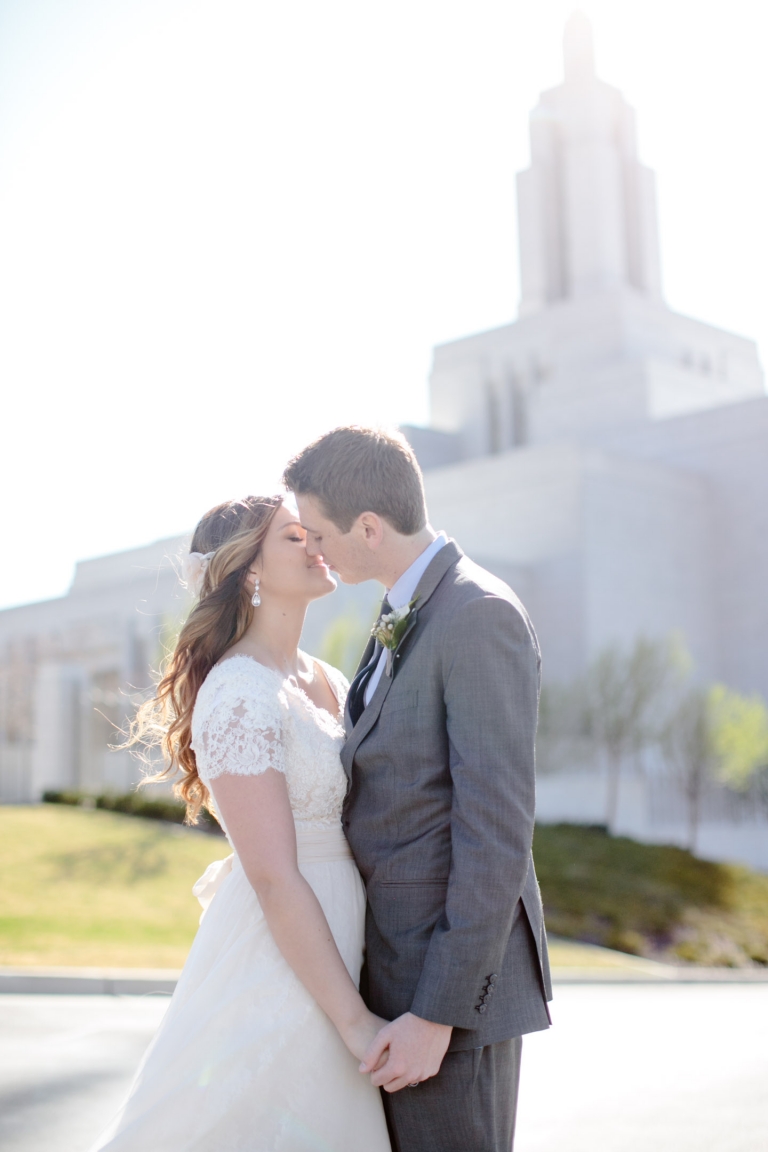 EK-Studios-Utah-Wedding-Photographers-Draper-temple-wedding011-Blog(pp_w768_h1152)