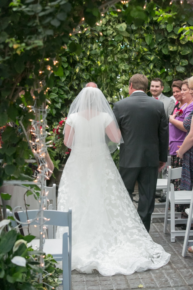 EK-Studios-Utah-Wedding-Photographers-Le-Jardin-Wedding-sandy-utah-photography009-Blog(pp_w768_h1152)