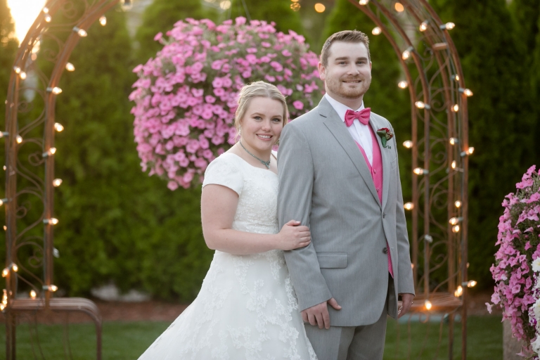 EK-Studios-Utah-Wedding-Photographers-Le-Jardin-Wedding-sandy-utah-photography023-Blog(pp_w768_h512)