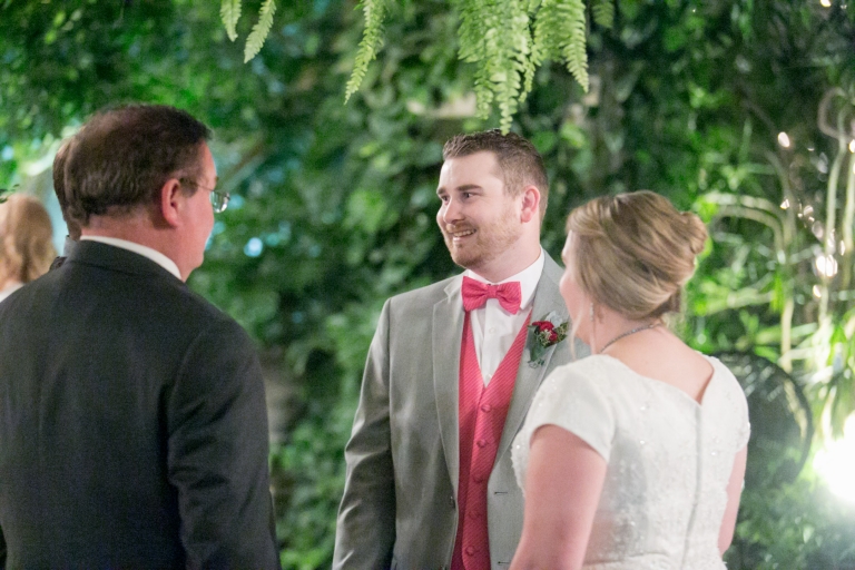 EK-Studios-Utah-Wedding-Photographers-Le-Jardin-Wedding-sandy-utah-photography029-Blog(pp_w768_h512)