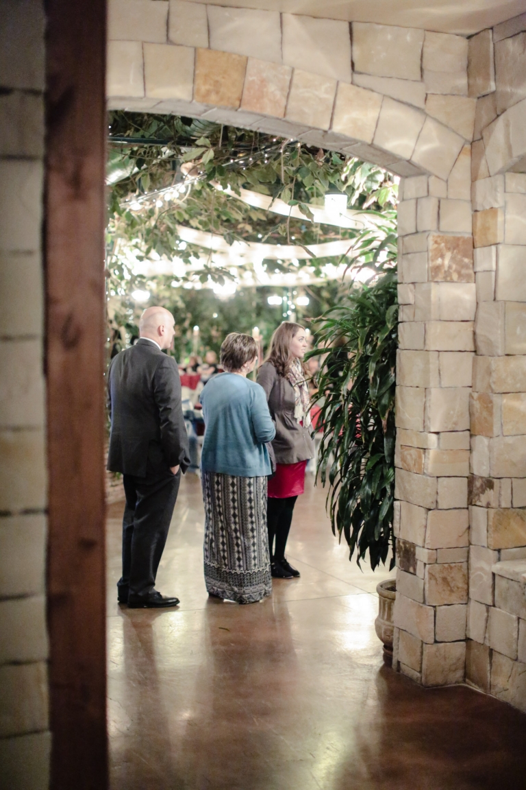 EK-Studios-Utah-Wedding-Photographers-Timpanogos-Temple-Wedding-winter050-Blog(pp_w768_h1152)