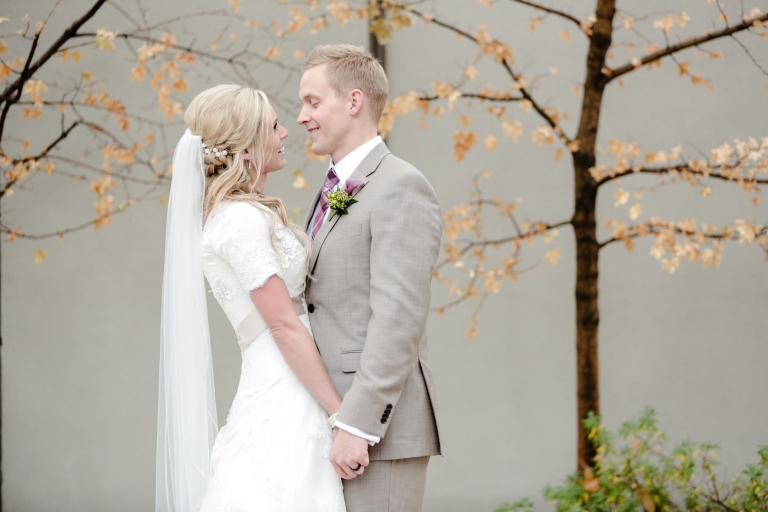 EK-Studios-Utah-Wedding-Photographers-SLC-temple-wedding-lion-house-reception028-Blog(pp_w768_h512)