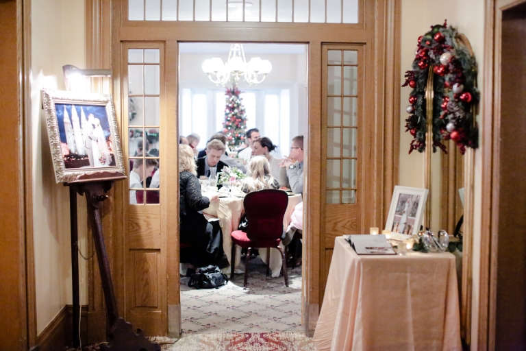 EK-Studios-Utah-Wedding-Photographers-SLC-temple-wedding-lion-house-reception043-Blog(pp_w768_h512)