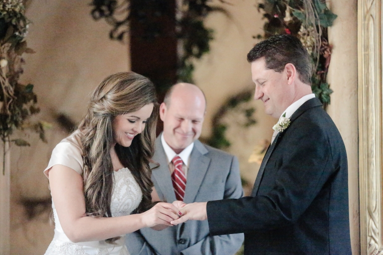EK-Studios-Utah-Wedding-Photographers-Tuscany-Resturant-Wedding-SLC008-Blog(pp_w768_h512)