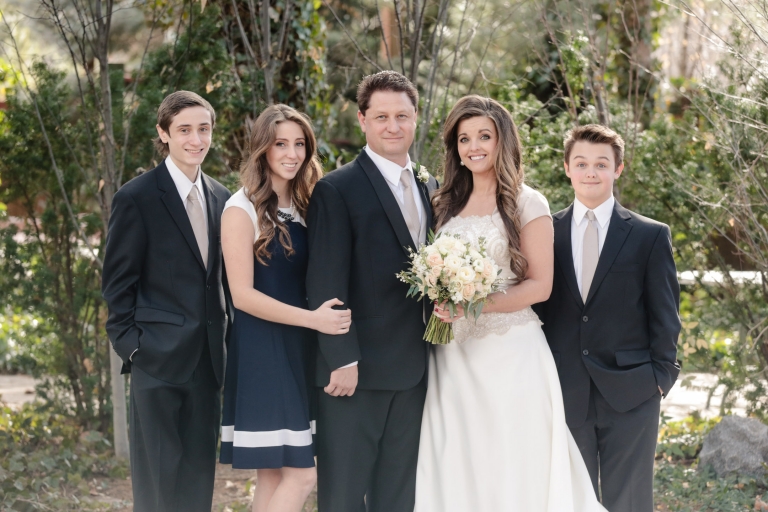 EK-Studios-Utah-Wedding-Photographers-Tuscany-Resturant-Wedding-SLC012-Blog(pp_w768_h512)