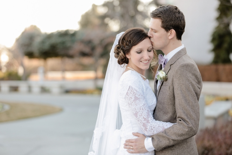 EK-Studios-Utah-Wedding-Photographers-Timpanogos-Temple-wedding-recpeion-historic-southworth-hall021-Blog(pp_w768_h512)