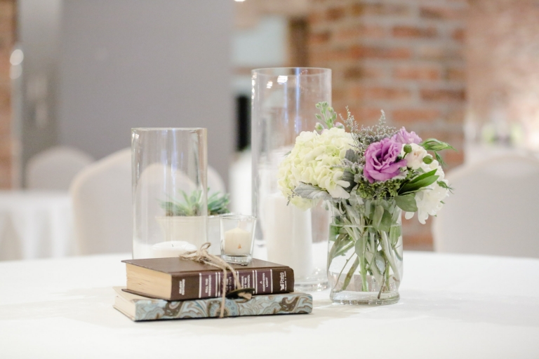 EK-Studios-Utah-Wedding-Photographers-Timpanogos-Temple-wedding-recpeion-historic-southworth-hall032-Blog(pp_w768_h512)
