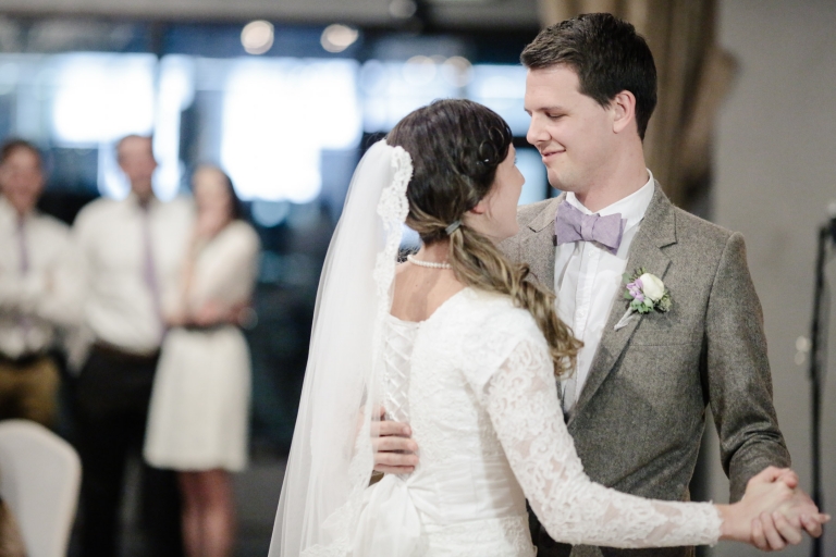 EK-Studios-Utah-Wedding-Photographers-Timpanogos-Temple-wedding-recpeion-historic-southworth-hall053-Blog(pp_w768_h512)