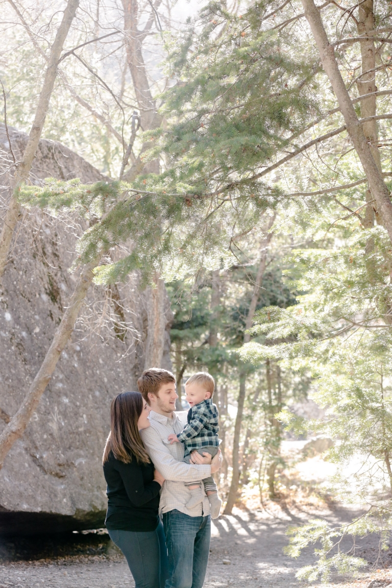 EK-Studios-Utah-Wedding-Photographers-Family-Photographer-Utah-mountains005-Blog(pp_w768_h1152)