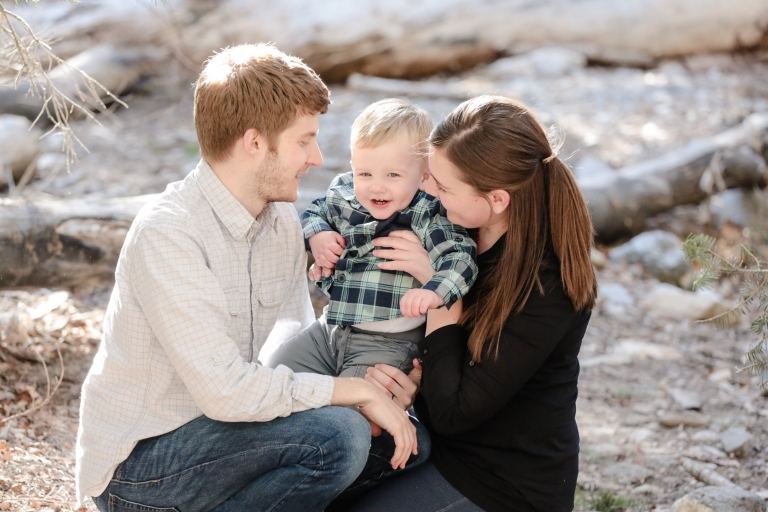 EK-Studios-Utah-Wedding-Photographers-Family-Photographer-Utah-mountains021-Blog(pp_w768_h512)