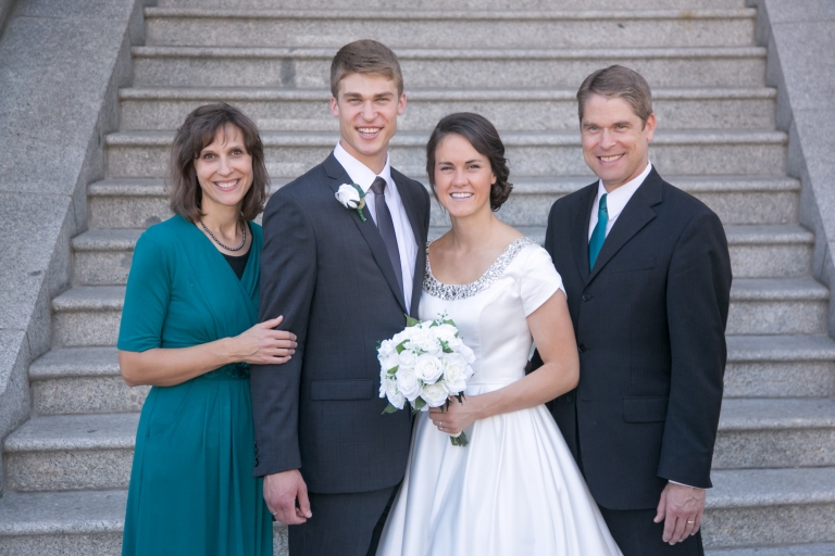 EK-Studios-Utah-Wedding-Photographers-SLC-Temple-wedding-photography-utah009-Blog(pp_w768_h512)