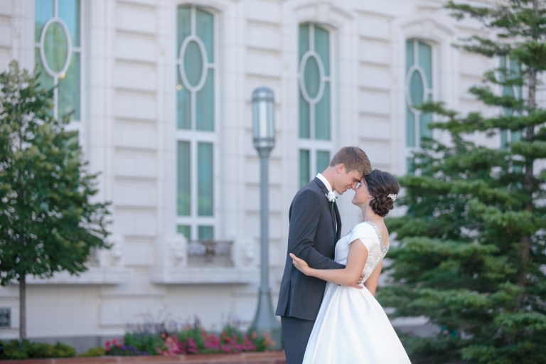 EK-Studios-Utah-Wedding-Photographers-SLC-Temple-wedding-photography-utah012-Blog(pp_w768_h512)